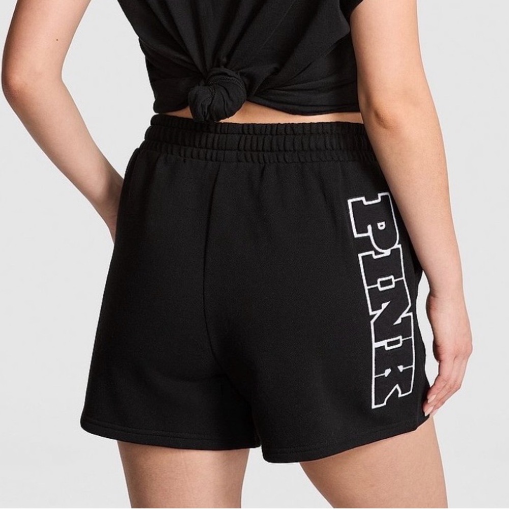 PINK VICTORIA’S SECRET Ivy Fleece Sweat Shorts High Rise Black White Logo M